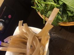 -老房老舍重庆火锅(假日城市店)