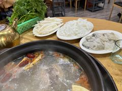 -濠轩阁特色生蚝火锅(水湾路店)