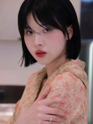 -AKOZO Beauty Salon