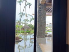 -亚龙湾希尔顿自助餐厅·海鲜·烧烤·沙滩BBQ·现场乐队