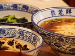 -聚笼鲜美食(凤凰街店)