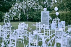 -花轿喜屋婚礼策划