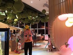 -水桶王国主题餐厅·聚会·生日派对·亲子活动·家庭套餐(亚龙湾希尔顿店)