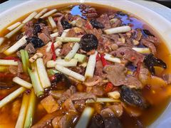 -万重锦·人文川菜馆(骡马市店)