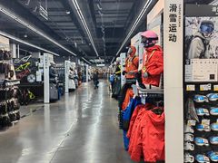 -迪卡侬(越秀公园店)