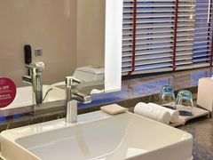 -广州中心皇冠假日酒店