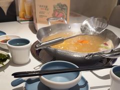 -左庭右院鲜牛肉火锅(金山万达店)