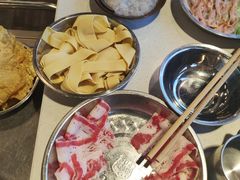 肥牛-憨铁匠老火锅(龙岗万科里店)