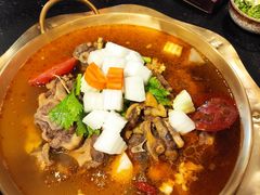 -顶顶汤火牛排火锅·经典铜锅涮肉