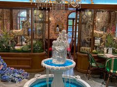 -秘密旅行Bonjour(黑金冠 江南西店)