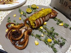 百里香大鱿鱼-小董哥烤串·爆汁大油边(故宫店)