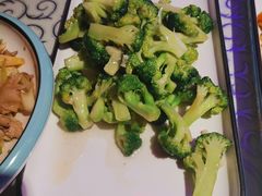 -巴特餐饮6加1音乐餐吧·新疆菜