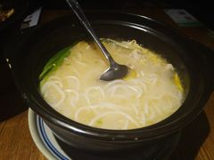 -云海肴·汽锅鸡·云南菜(天山百盛优客店)