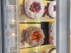 -花花卷卷·鲜食蛋糕(静安久光百货店)