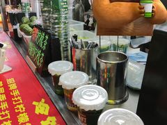 -南湖公园地摊集市