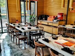 大堂-潮牛海记•潮汕牛肉火锅•醉鸡煲•粿条汤(通北路店)