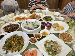 -鹏城人家海鲜酒家·23年老字号(较场尾店)