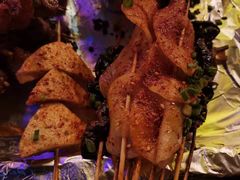 -何师烧烤·香辣蟹·川菜·30年老品牌(太古里旗舰店)