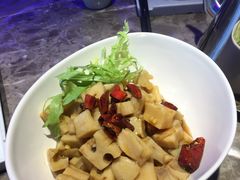 -老板恋上鱼(恒隆广场店)