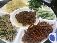 -哈啾嗨·新概念蒙餐(红星新城店)