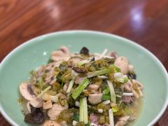 雪菜蘑菇肉片-虎哥私房菜(馒头山店)