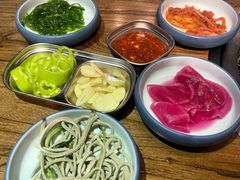 -明洞阿姨·韩式酱蟹烤肉·创意料理(三元桥店)