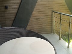 -上海滴水湖皇冠假日酒店