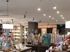 -魔方城市书房(中街益田店)