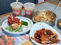 -草家酱蟹炭火烤肉店(珲春南路一店)