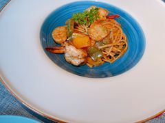 -弦月窗LUNETTE BY AMANDA(复兴路店)