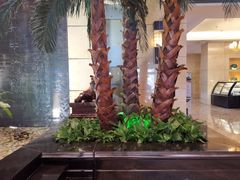 -蓝海国际大饭店·蓝钻自助百汇(兰山店)