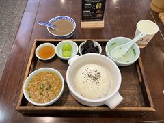 -蟹上黄·蟹黄面·江南糖水(人民广场店)