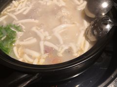 -大匠工房古船木艺术餐厅·猪肚鸡专门店(长白仙岛店)