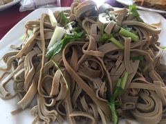 -溢心园香河肉饼总店