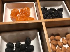 四格小食-九锅一堂酸菜鱼(新南凯德直营店)