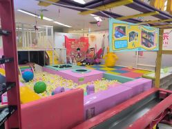 -孩子王(铁西万达店)