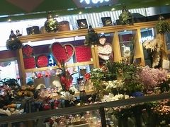 -谷莠子花艺·气球派对·绿植造景·花艺沙龙(金光华广场店)