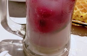 Wild Blueberry Yogurt Sparkling Drink