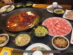 -沸炉重庆老火锅(军事博物馆店)