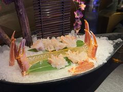 -蟹犇前•帝王蟹雪蟹(陆家嘴店)