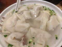 刀鱼馄饨-老半斋(福州路店)