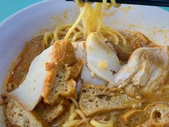 -亚王咖喱鸡米粉面
