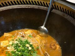 -袁小二大东北铁锅炖(吉祥村总部)