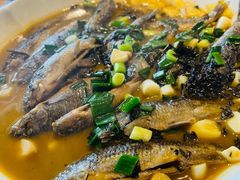 -头上红煨盐鸡·非遗院子餐厅
