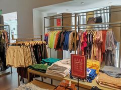 -URBAN REVIVO(北京斯普瑞斯奥特莱斯店)