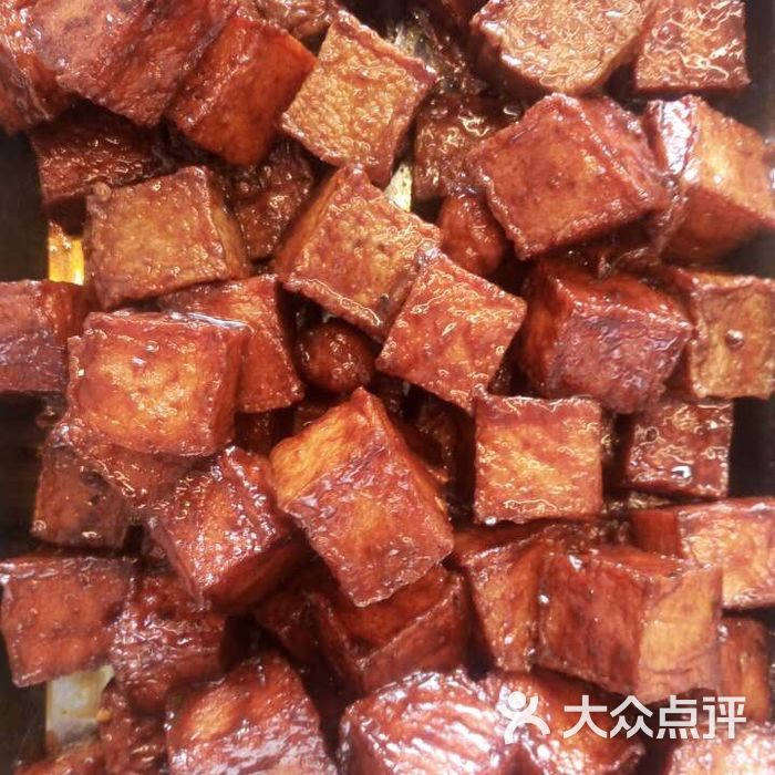 鱼豆腐                 .南木(台前周黑鸭)           .