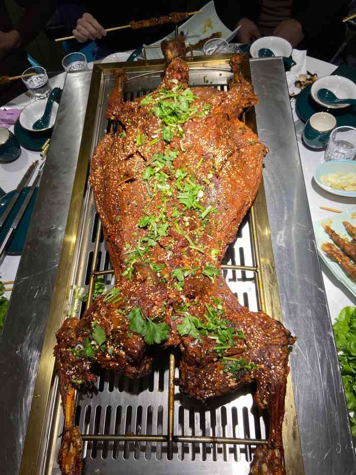 金帐王庭户外餐厅·烤全羊·烧烤-"传统蒙古草原风味 味道和环境简直