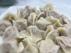 -大肚水饺锅贴·家常融合菜(新港店)