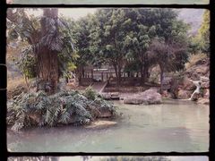 -丫沙底瀑布温泉