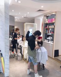 -Kraemer Paris  苏豪路易士·嘉玛发廊